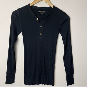 Ralph Lauren Black Label Ribbed Henley Long sleeve Woman’s Small Fitted